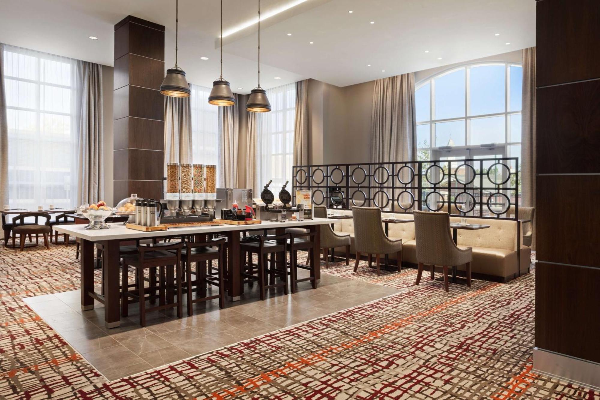 Hilton Garden Inn Charlotte Southpark Buitenkant foto
